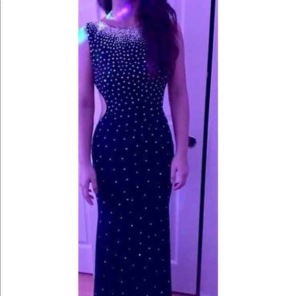 prom dress - Picture 2 of 4